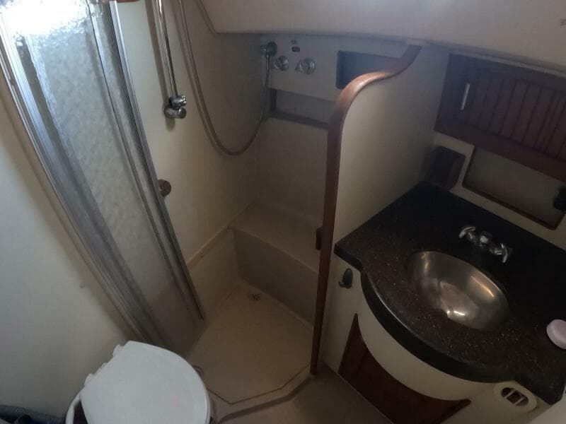 2005 Island Packet 370