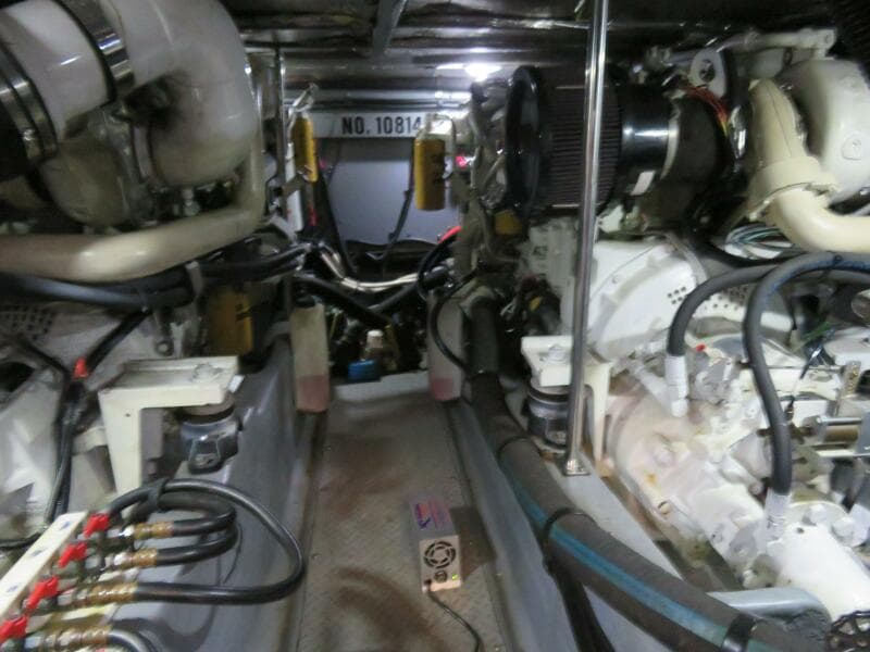 1999 Sea Ray 480 Sedan Bridge