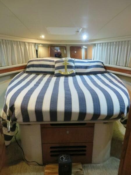 1999 Sea Ray 480 Sedan Bridge