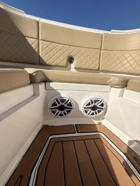 2019 Intrepid 345 Nomad FE