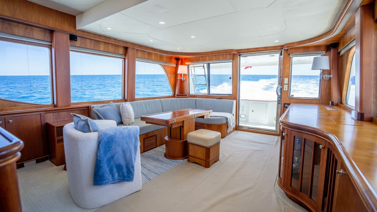 2001 Symbol 62 Pilothouse