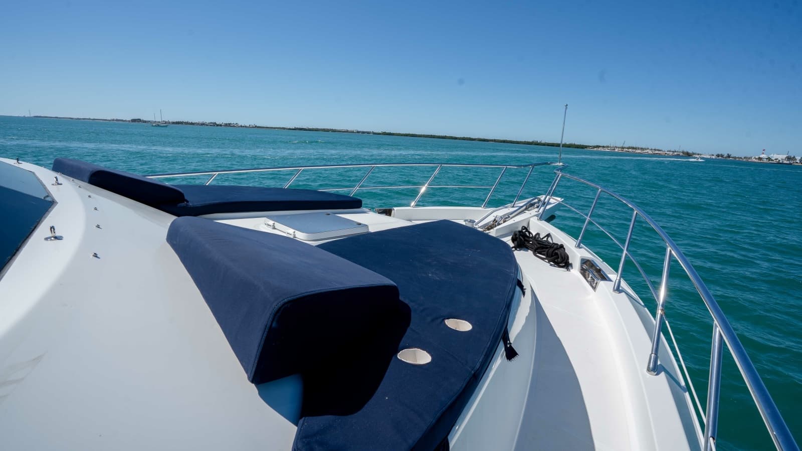 2001 Symbol 62 Pilothouse