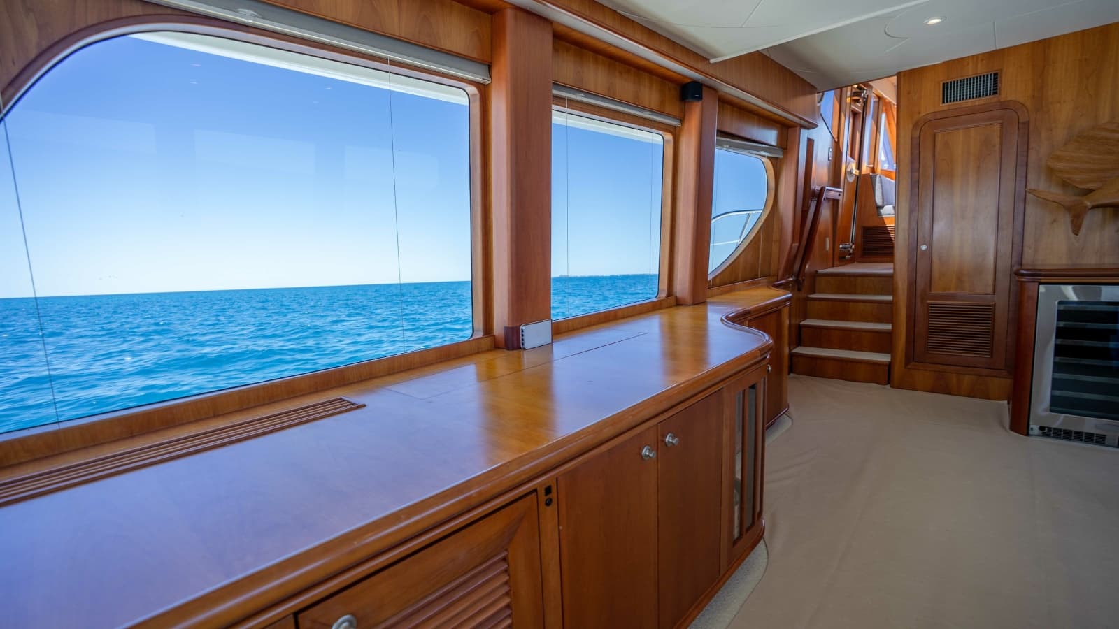 2001 Symbol 62 Pilothouse