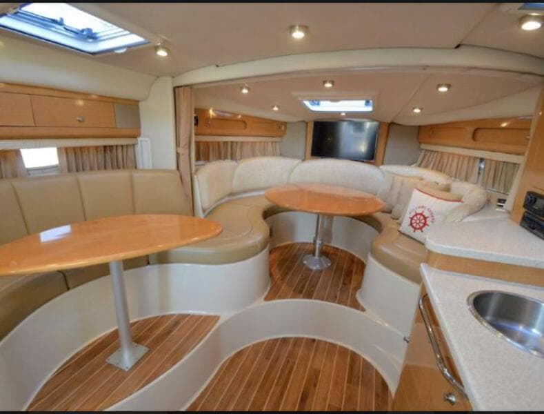 2006 Chaparral 330 signature