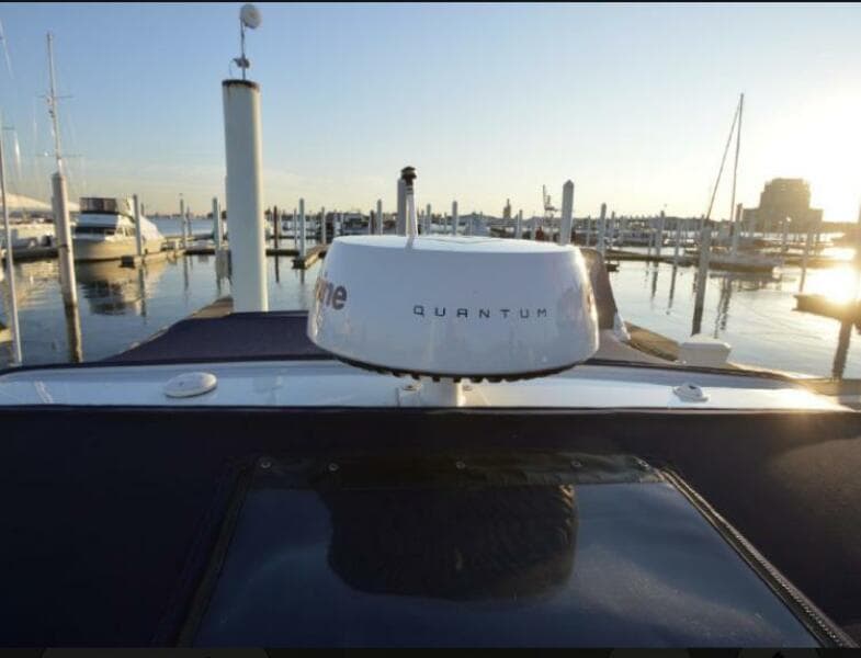 2006 Chaparral 330 signature