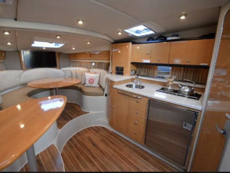 2006 Chaparral 330 signature