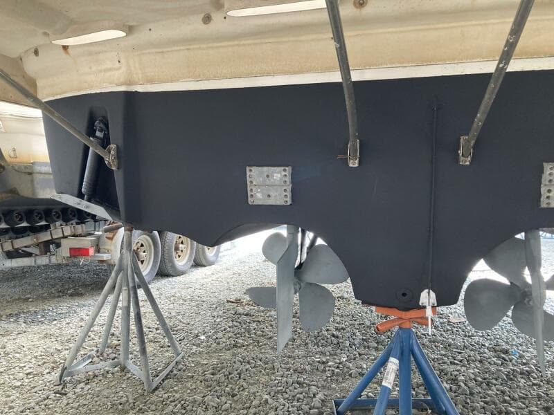 2006 Chaparral 330 signature