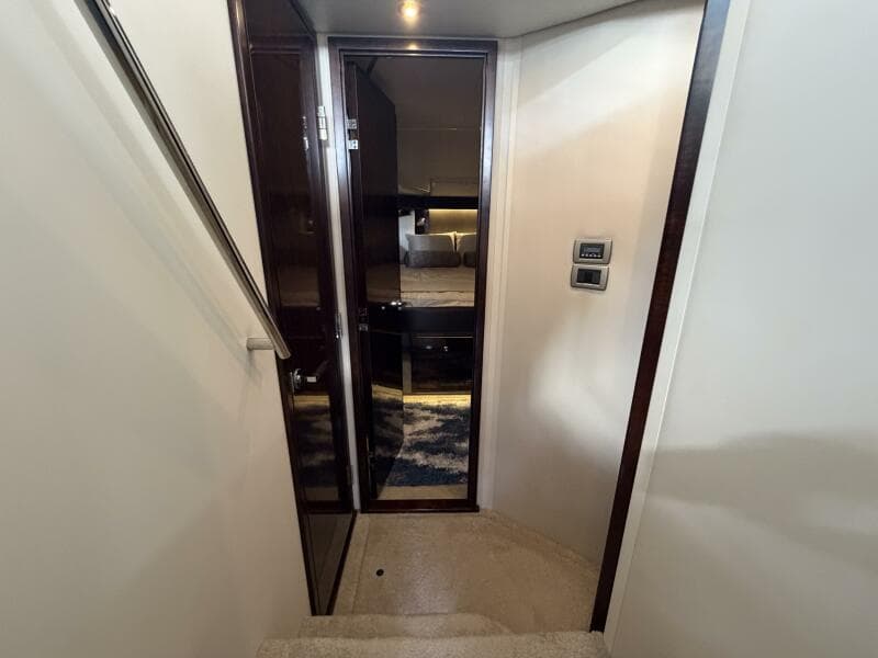 2017 Sea Ray 400 Sundancer