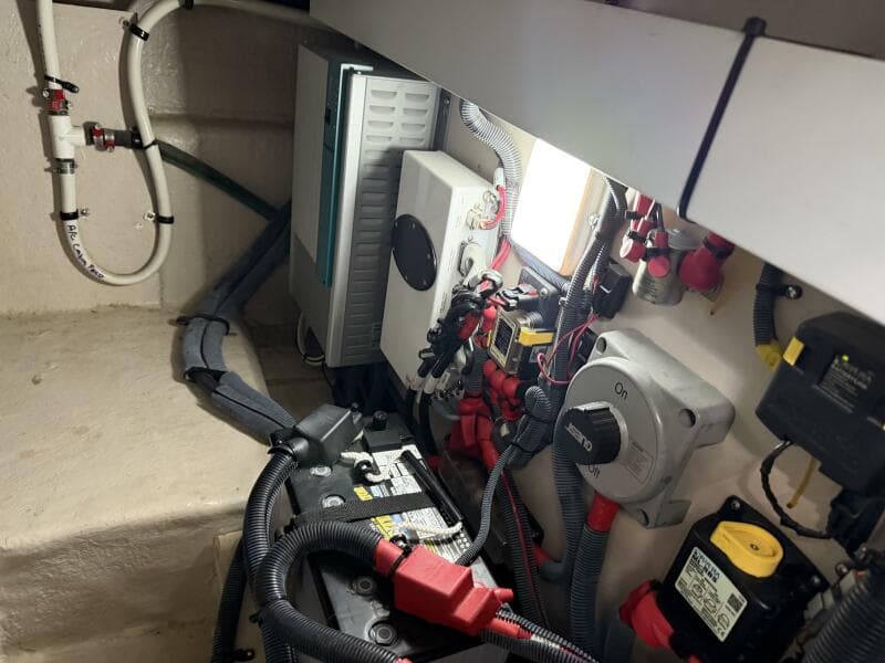 2017 Sea Ray 400 Sundancer