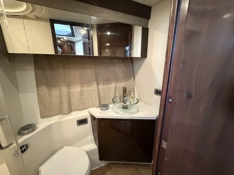 2017 Sea Ray 400 Sundancer