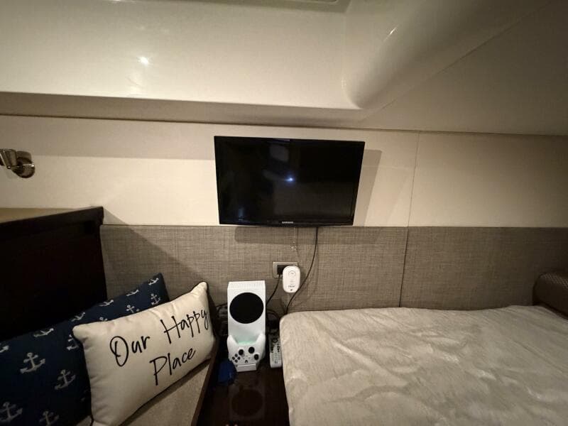 2017 Sea Ray 400 Sundancer