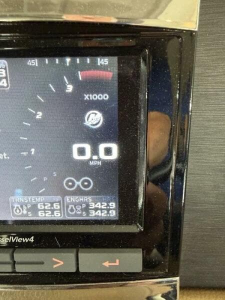 2017 Sea Ray 400 Sundancer