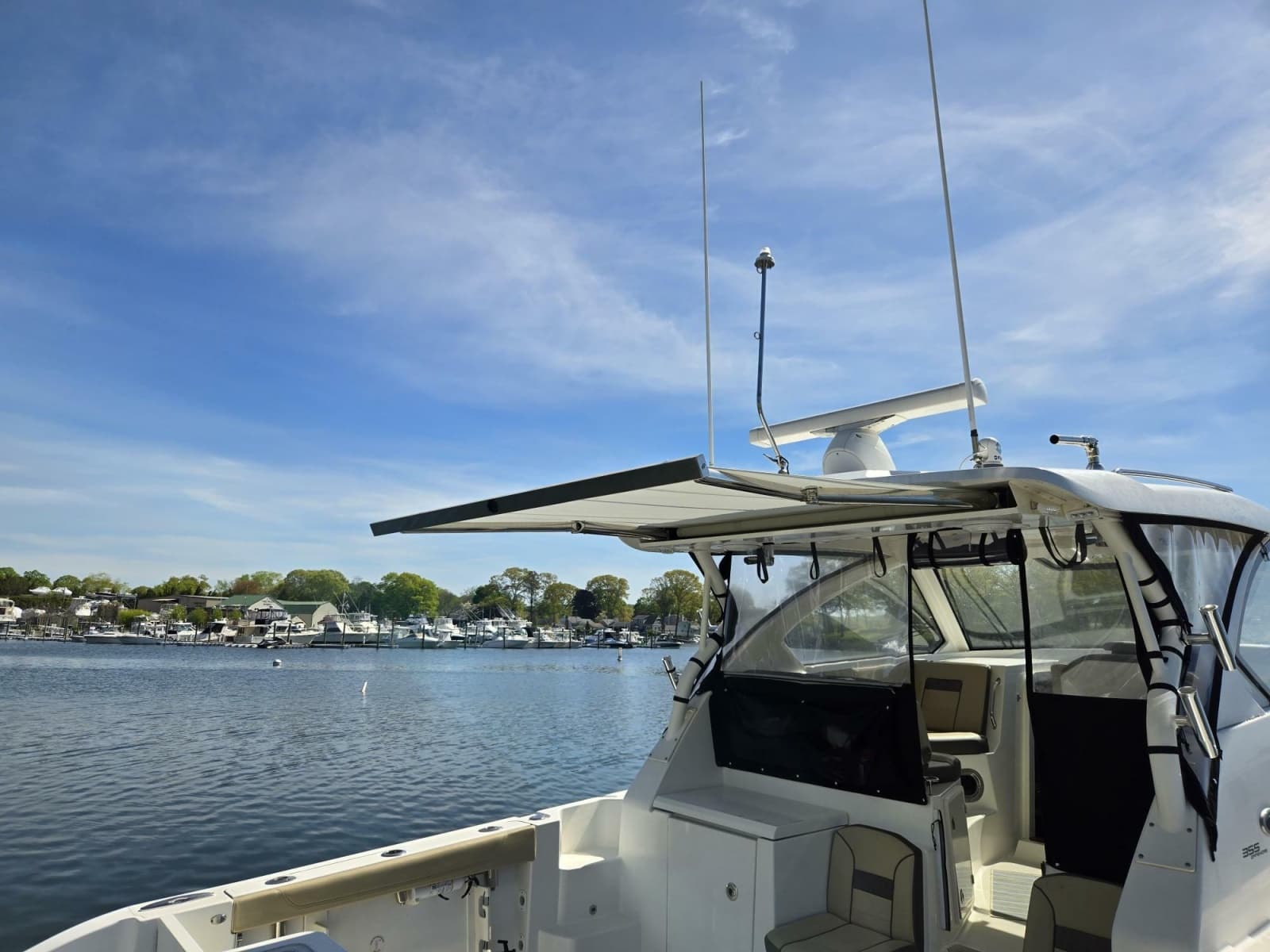 2019 Pursuit 355 Offshore - Photo 18