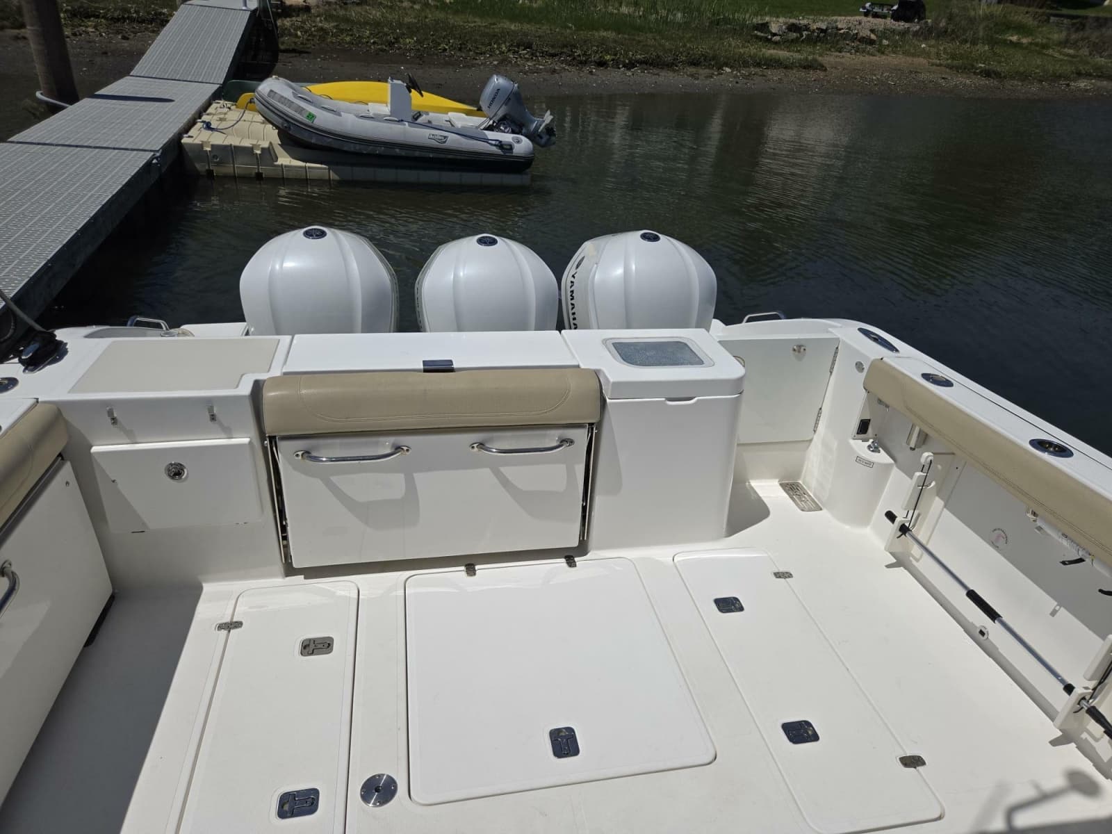 2019 Pursuit 355 Offshore - Photo 5