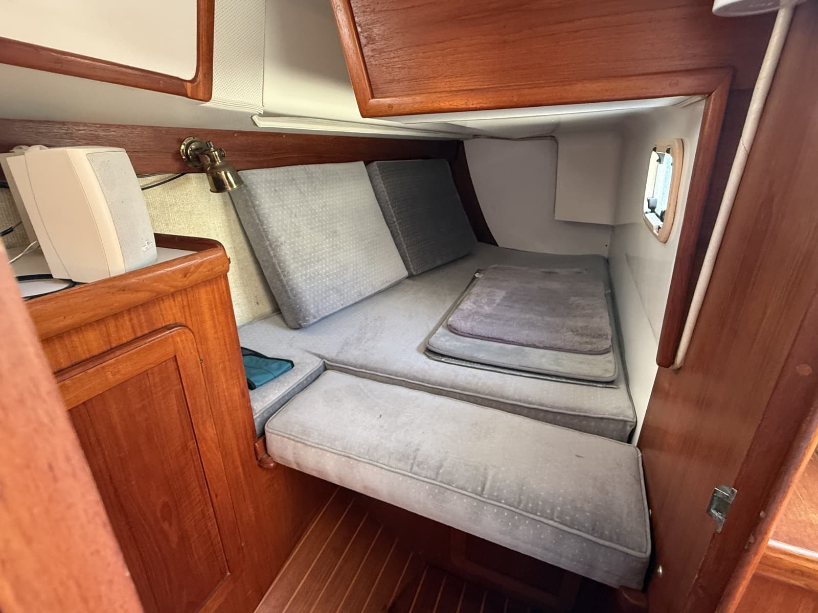 1990 Caliber 38 - Photo 37