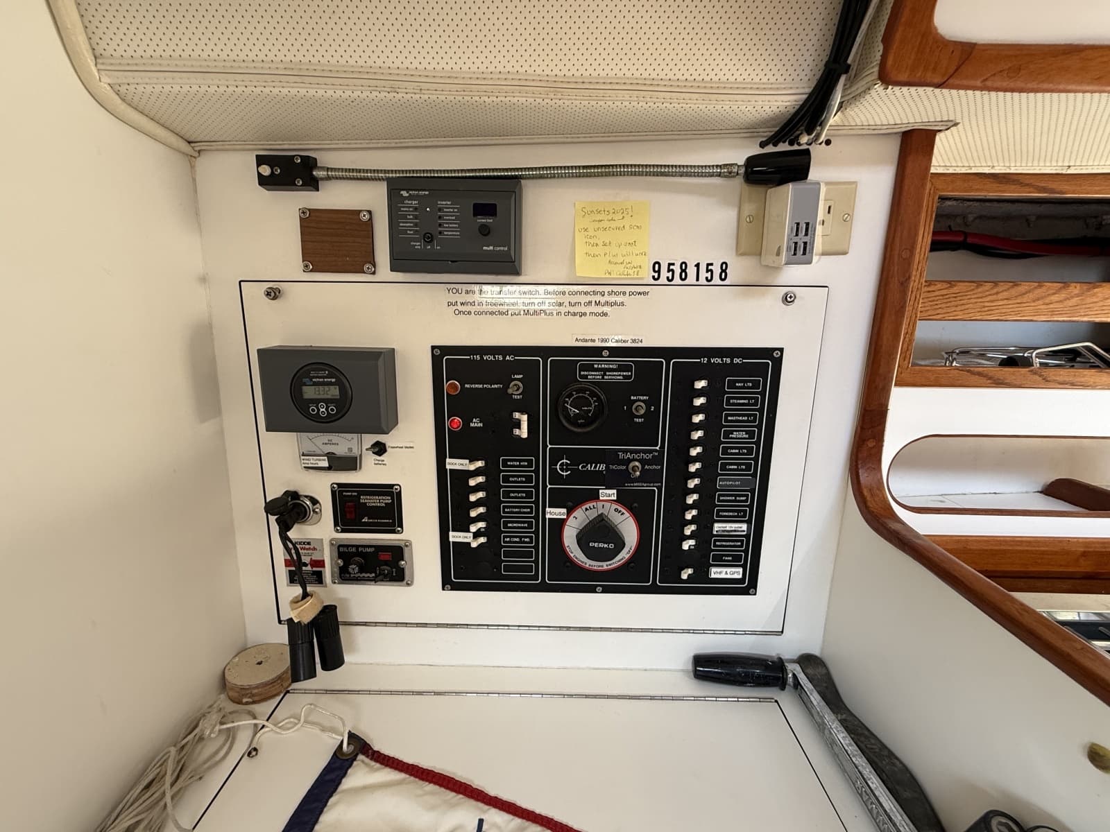 1990 Caliber 38 - Photo 13