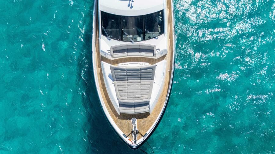 2016 Sunseeker 75 Yacht