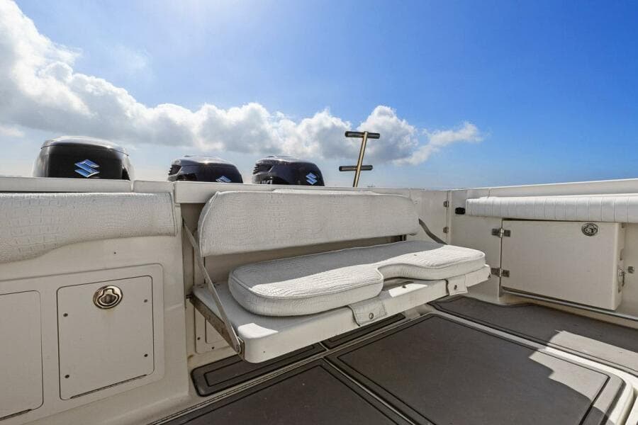 2004 Hydra-Sports Vector 3300 CC