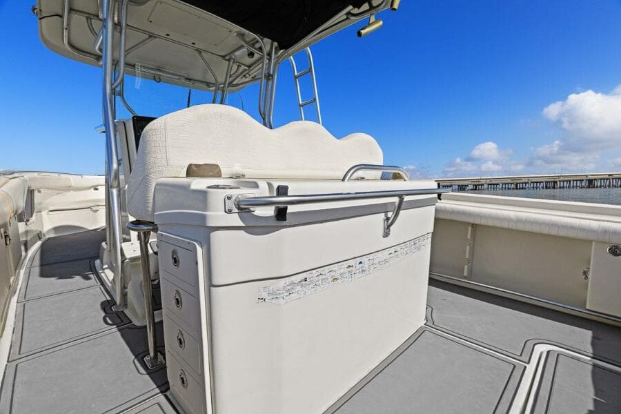 2004 Hydra-Sports Vector 3300 CC