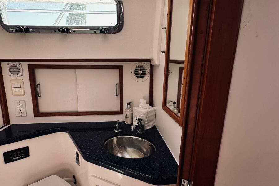 2007 Sabre 34 Express