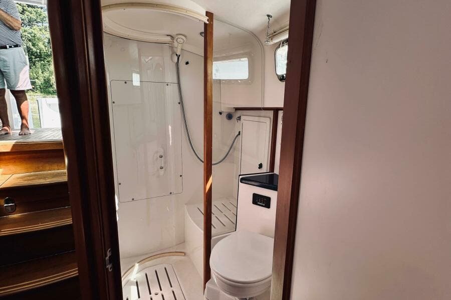 2007 Sabre 34 Express