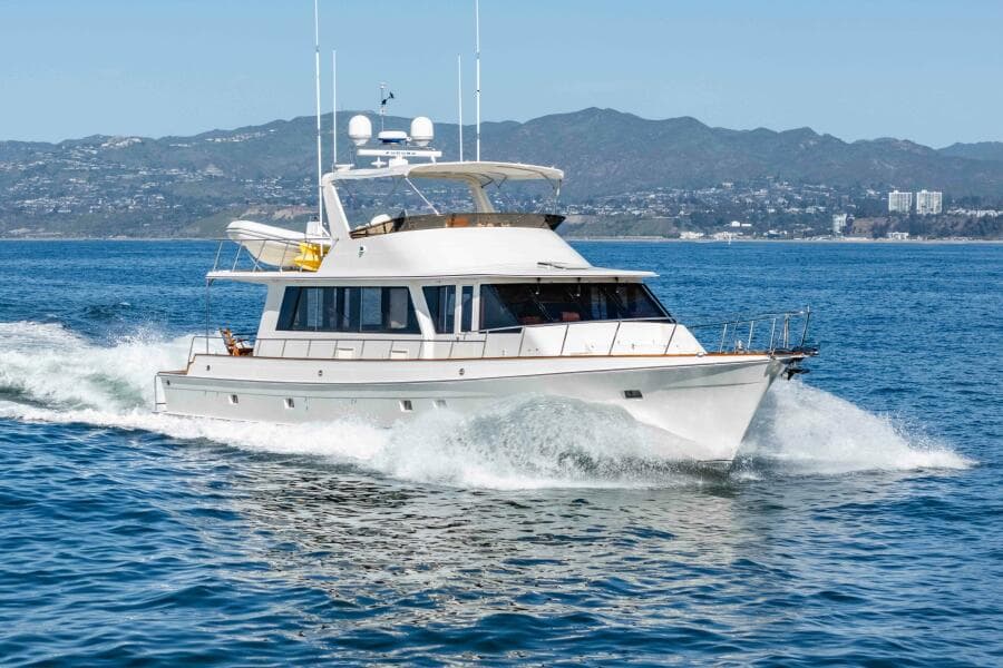 2000 Offshore Yachts Flushdeck