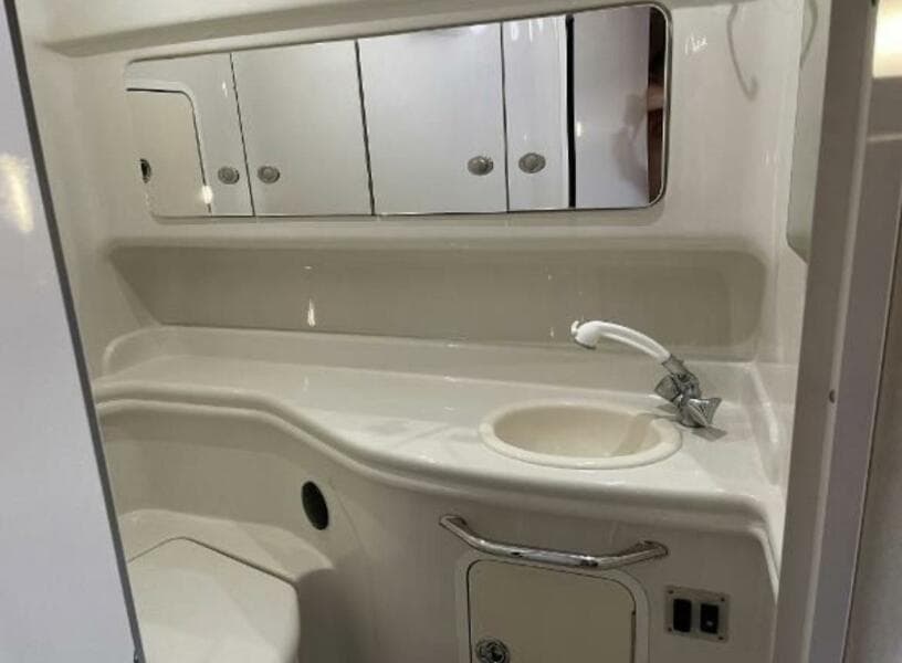 2006 Sea Ray 320 Sundancer