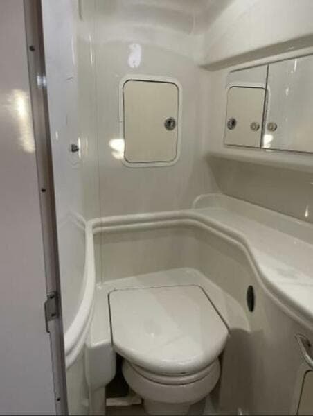 2006 Sea Ray 320 Sundancer