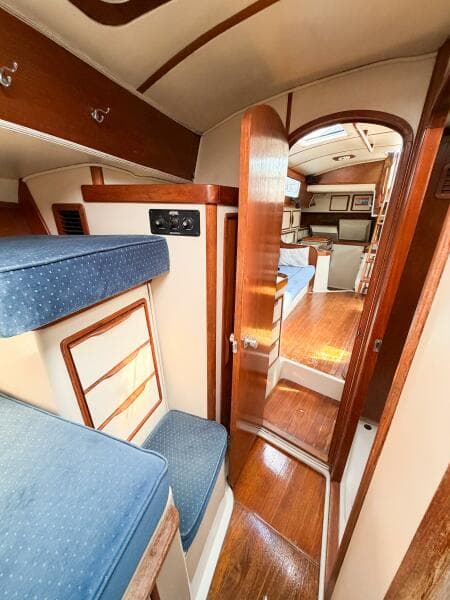 1989 Irwin 43 Mark III