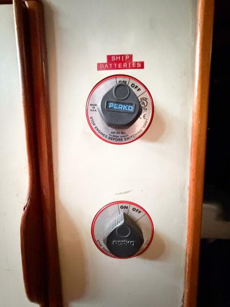 1989 Irwin 43 Mark III