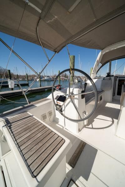 2019 Beneteau Oceanis 38.1