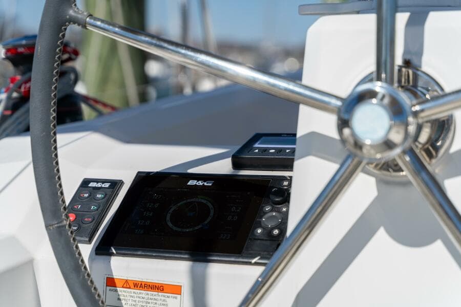 2019 Beneteau Oceanis 38.1