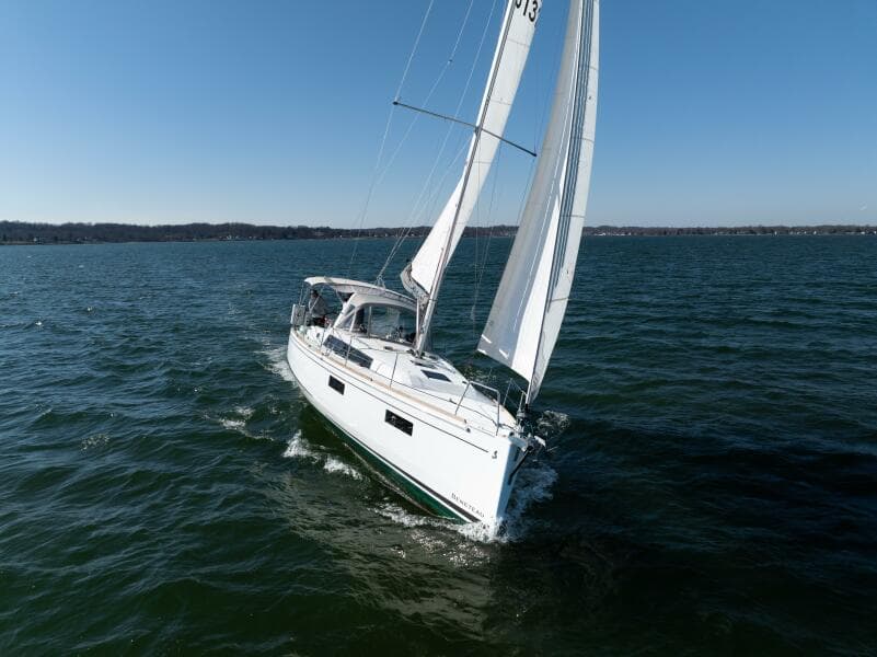 2019 Beneteau Oceanis 38.1