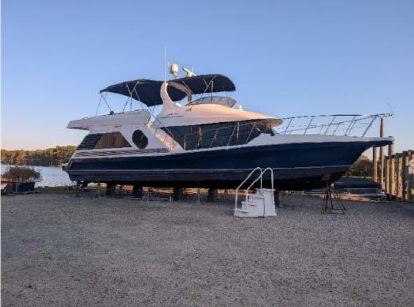 2007 Bluewater 5200