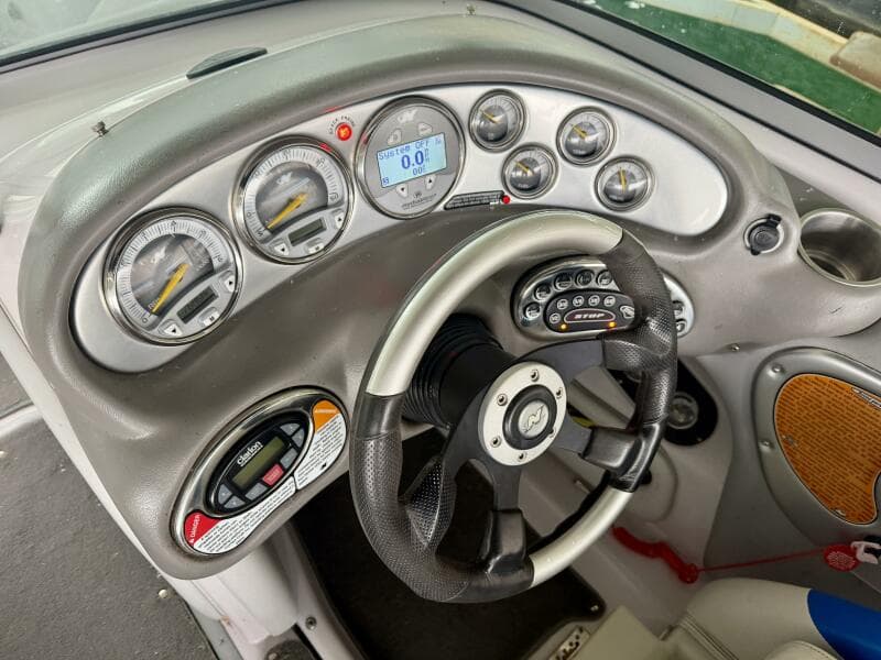 2006 Correct Craft Air Nautique SV-211 Team Edition