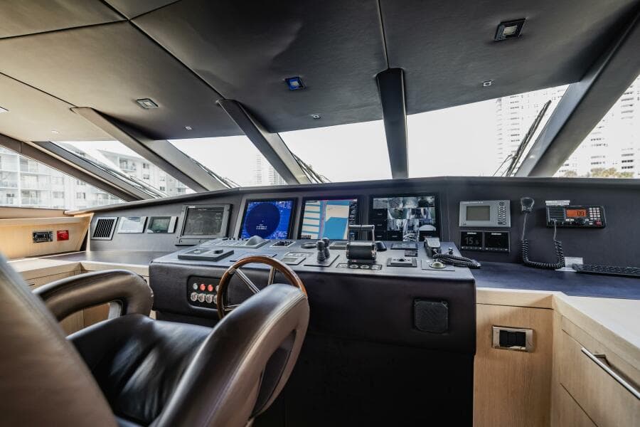 2011 Sunseeker 34 Metre Yacht