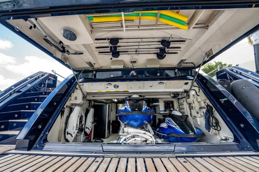 2011 Sunseeker 34 Metre Yacht