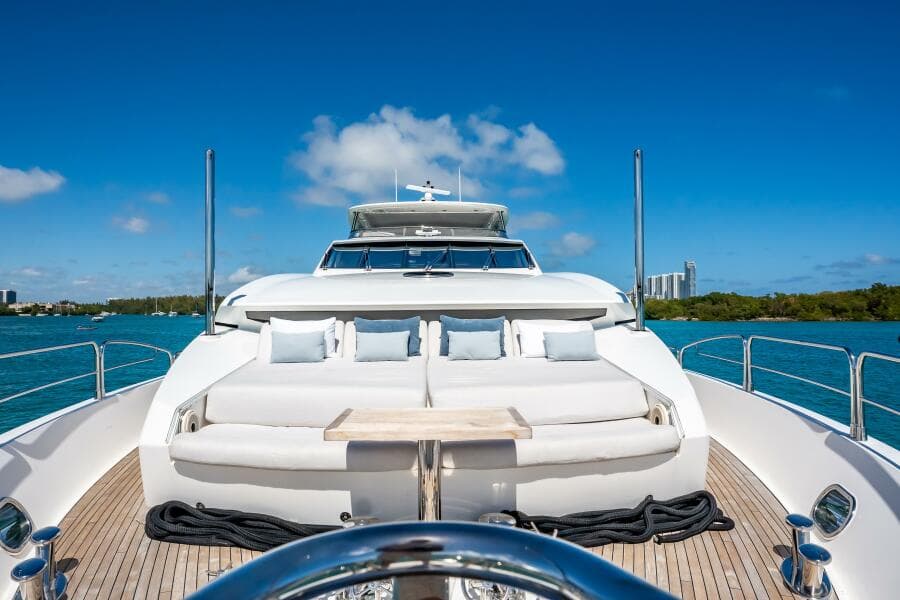2011 Sunseeker 34 Metre Yacht