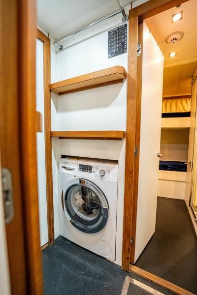 2011 Sunseeker 34 Metre Yacht