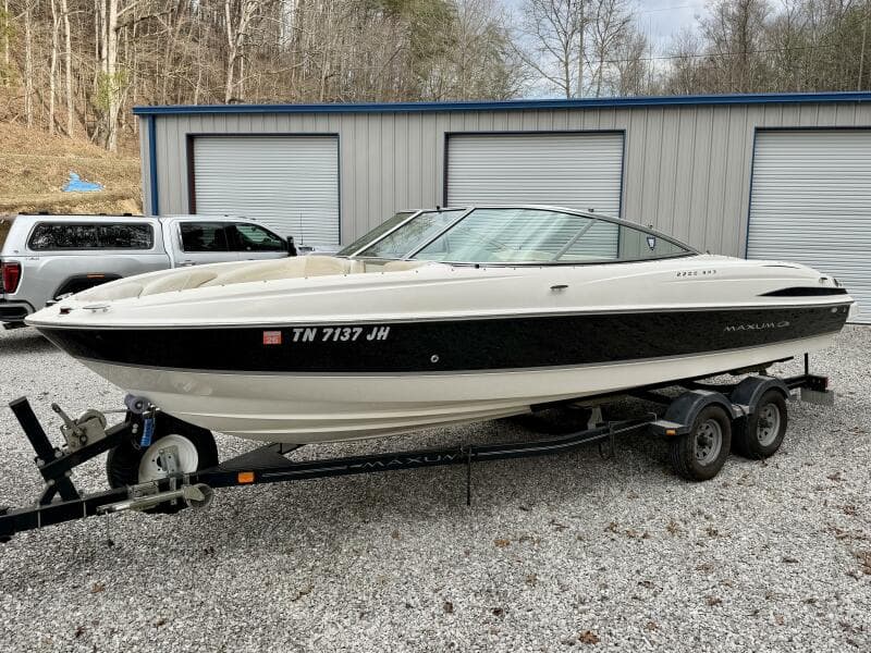 2007 Maxum 2200 SR3