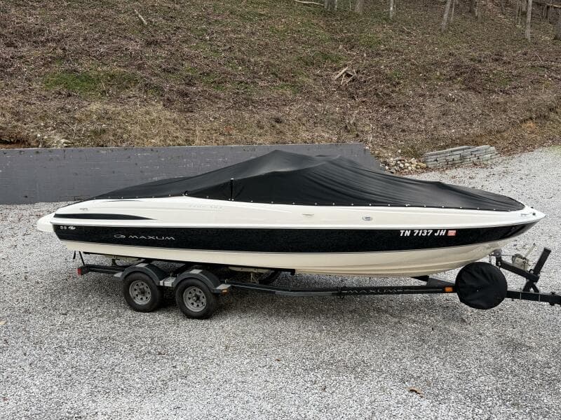 2007 Maxum 2200 SR3