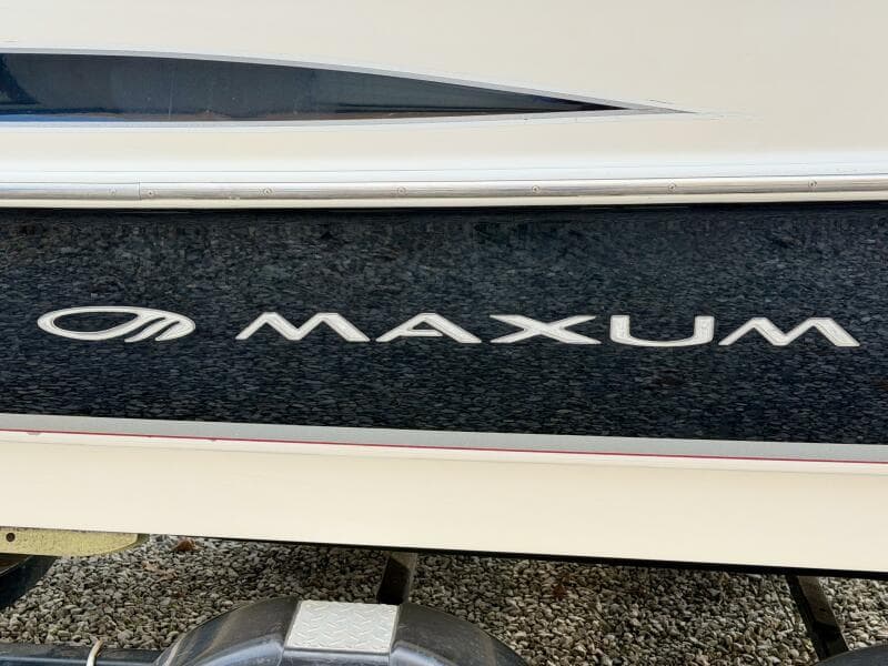 2007 Maxum 2200 SR3