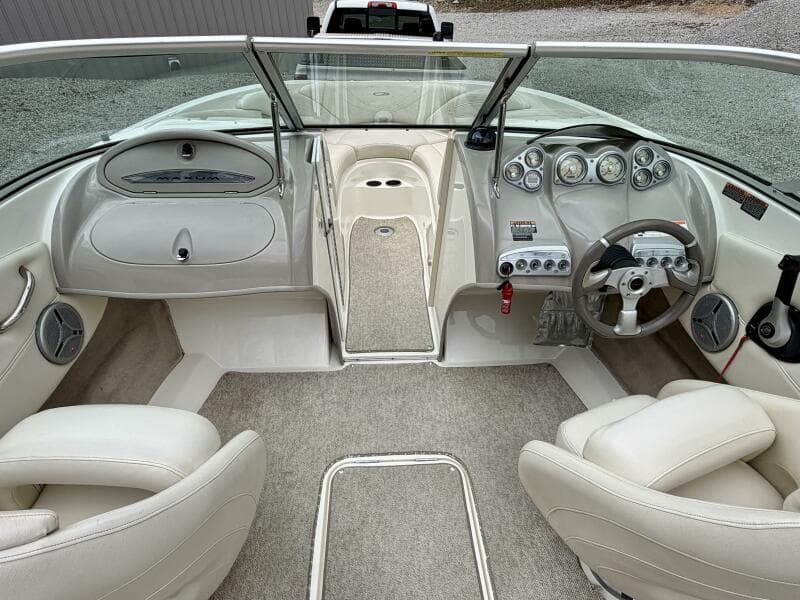 2007 Maxum 2200 SR3