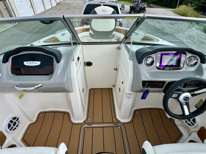 2023 Chaparral 21 SSi Ski & Fish