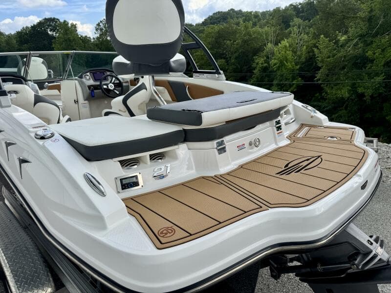 2023 Chaparral 21 SSi Ski & Fish