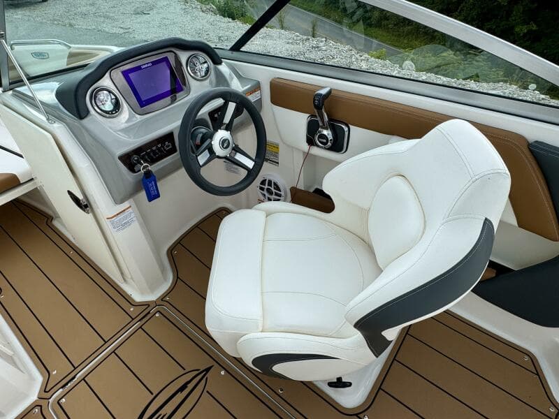 2023 Chaparral 21 SSi Ski & Fish
