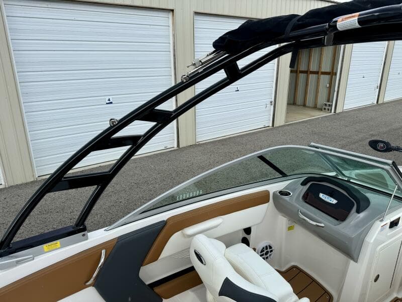 2023 Chaparral 21 SSi Ski & Fish