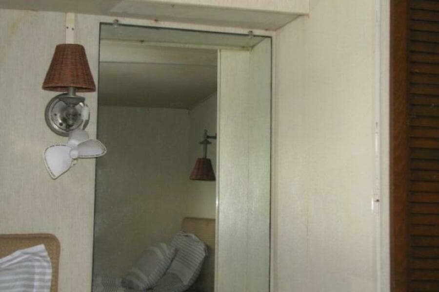 1973 Chris-Craft 55 Commander