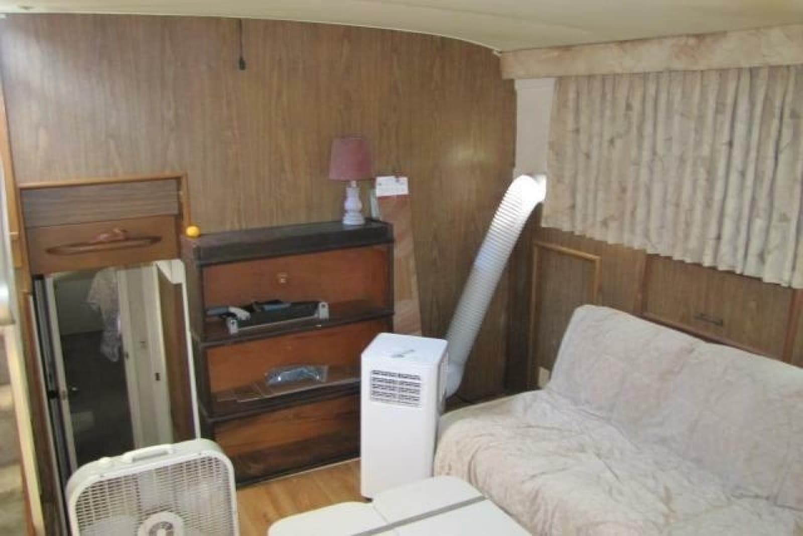 1973 Chris-Craft 55 Commander - Photo 28