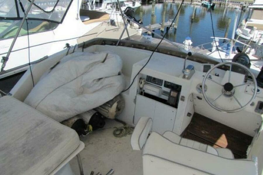 1973 Chris-Craft 55 Commander